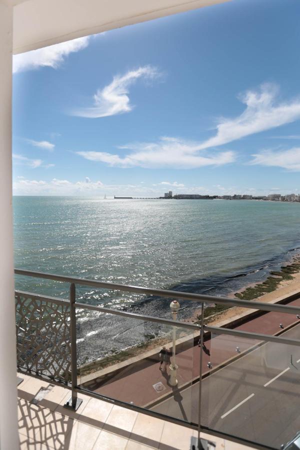 Hotel & Spa Les Roches Noires Les Sables-d'Olonne Room photo